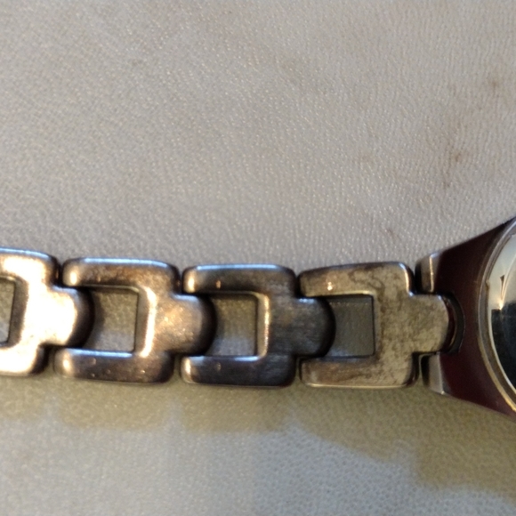 Roxy watch. - Picture 8 of 10